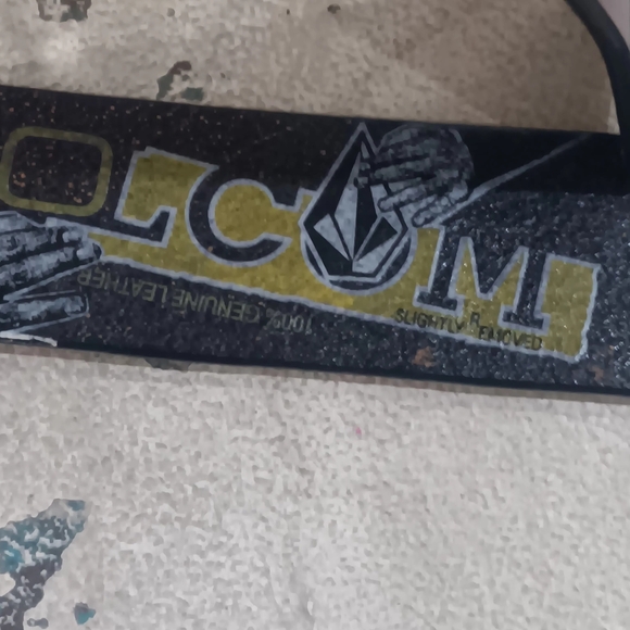 VOLCOM Stone Genuine Leather w Chrome Hardware Graphic Belt - Picture 9 of 11